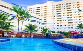 Ótimo apê 2 quartos com piscina 24hs em Caldas Novas